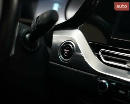 Киа Niro 2021 в Киеве на Automoto.ua Белый Киа Niro, объемом двигателя 0 л и пробегом 52 тыс. км за 18200 $, фото 24 на Automoto.ua