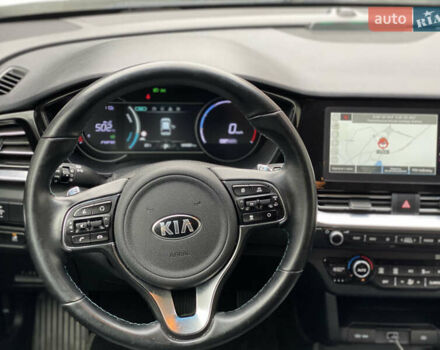Белый Киа Niro, объемом двигателя 0 л и пробегом 164 тыс. км за 17750 $, фото 40 на Automoto.ua