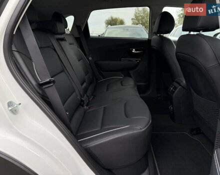 Белый Киа Niro, объемом двигателя 0 л и пробегом 54 тыс. км за 24700 $, фото 101 на Automoto.ua