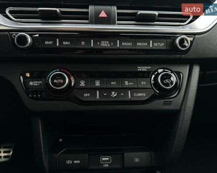 Білий Кіа Niro, об'ємом двигуна 0 л та пробігом 35 тис. км за 24400 $, фото 73 на Automoto.ua