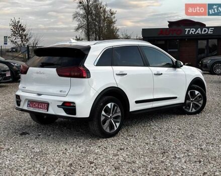 Белый Киа Niro, объемом двигателя 0 л и пробегом 72 тыс. км за 23600 $, фото 10 на Automoto.ua