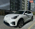 Білий Кіа Niro, об'ємом двигуна 0 л та пробігом 155 тис. км за 18300 $, фото 3 на Automoto.ua