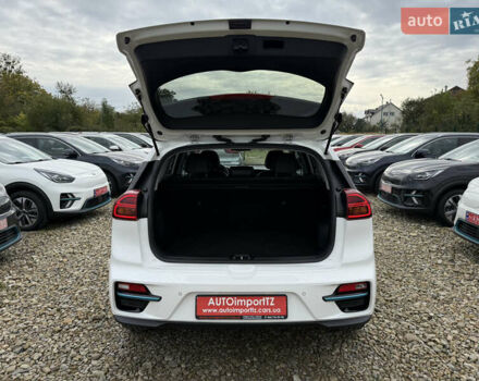 Белый Киа Niro, объемом двигателя 0 л и пробегом 54 тыс. км за 24700 $, фото 97 на Automoto.ua