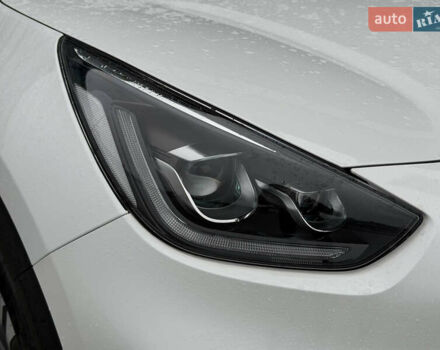 Белый Киа Niro, объемом двигателя 0 л и пробегом 51 тыс. км за 24200 $, фото 50 на Automoto.ua