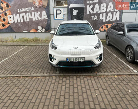 Білий Кіа Niro, об'ємом двигуна 0 л та пробігом 52 тис. км за 20500 $, фото 46 на Automoto.ua