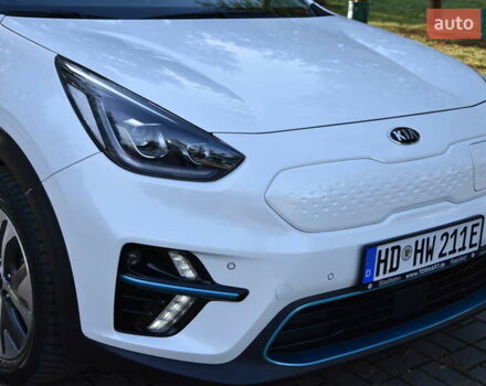 Белый Киа Niro, объемом двигателя 0 л и пробегом 37 тыс. км за 24890 $, фото 10 на Automoto.ua