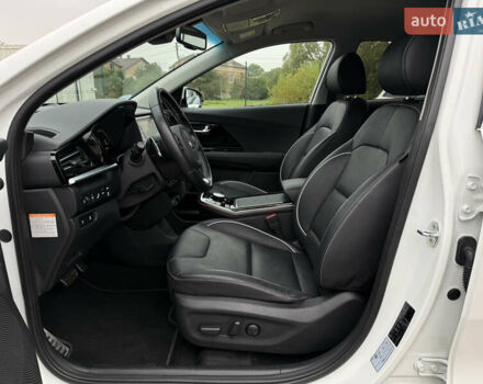 Белый Киа Niro, объемом двигателя 0 л и пробегом 54 тыс. км за 24700 $, фото 40 на Automoto.ua