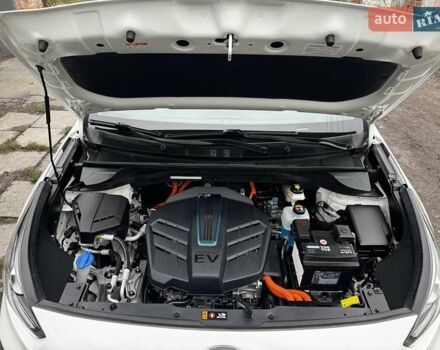 Белый Киа Niro, объемом двигателя 0 л и пробегом 160 тыс. км за 19400 $, фото 62 на Automoto.ua
