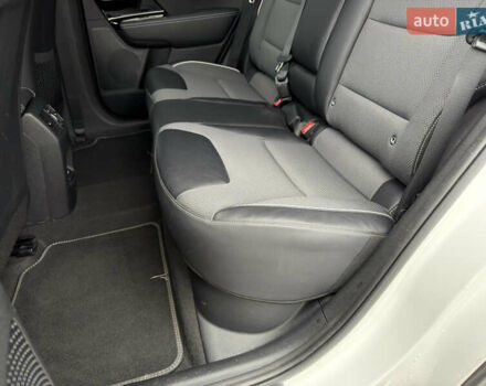 Белый Киа Niro, объемом двигателя 0 л и пробегом 39 тыс. км за 23400 $, фото 27 на Automoto.ua