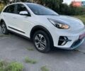 Білий Кіа Niro, об'ємом двигуна 0 л та пробігом 94 тис. км за 16550 $, фото 26 на Automoto.ua