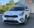 Білий Кіа Niro, об'ємом двигуна 1.58 л та пробігом 18 тис. км за 25900 $, фото 1 на Automoto.ua