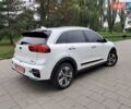 Білий Кіа Niro, об'ємом двигуна 0 л та пробігом 60 тис. км за 22900 $, фото 12 на Automoto.ua