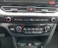 Білий Кіа Niro, об'ємом двигуна 0 л та пробігом 75 тис. км за 19700 $, фото 6 на Automoto.ua