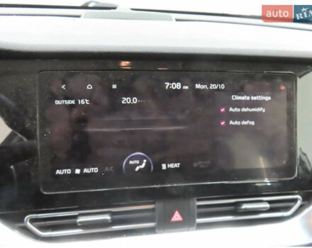 Белый Киа Niro, объемом двигателя 0 л и пробегом 150 тыс. км за 18299 $, фото 44 на Automoto.ua