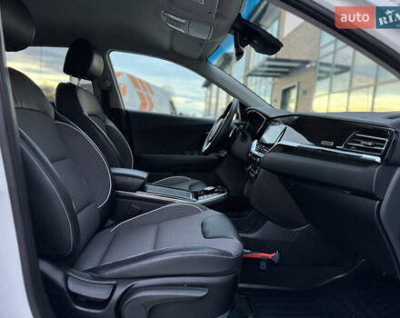 Белый Киа Niro, объемом двигателя 0 л и пробегом 113 тыс. км за 17800 $, фото 48 на Automoto.ua