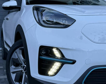 Белый Киа Niro, объемом двигателя 0 л и пробегом 80 тыс. км за 17800 $, фото 12 на Automoto.ua