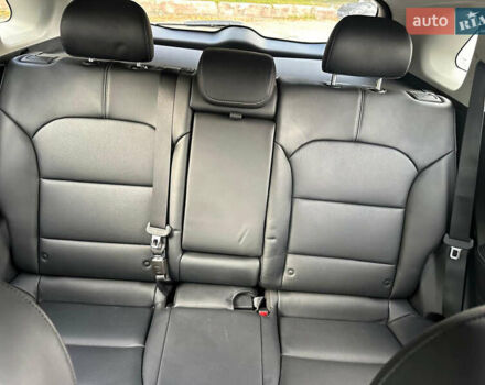 Белый Киа Niro, объемом двигателя 1.6 л и пробегом 40 тыс. км за 25150 $, фото 34 на Automoto.ua