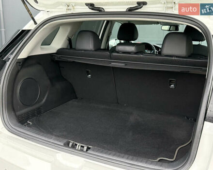 Белый Киа Niro, объемом двигателя 0 л и пробегом 39 тыс. км за 23400 $, фото 80 на Automoto.ua