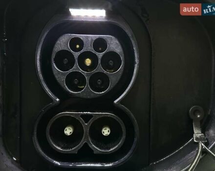 Белый Киа Niro, объемом двигателя 0 л и пробегом 38 тыс. км за 24700 $, фото 37 на Automoto.ua