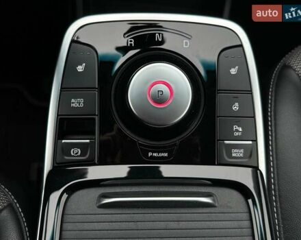 Белый Киа Niro, объемом двигателя 0 л и пробегом 56 тыс. км за 23400 $, фото 7 на Automoto.ua