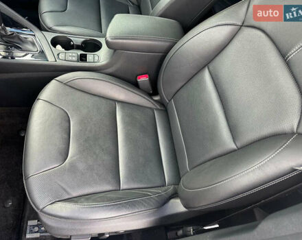 Белый Киа Niro, объемом двигателя 1.6 л и пробегом 40 тыс. км за 25150 $, фото 36 на Automoto.ua