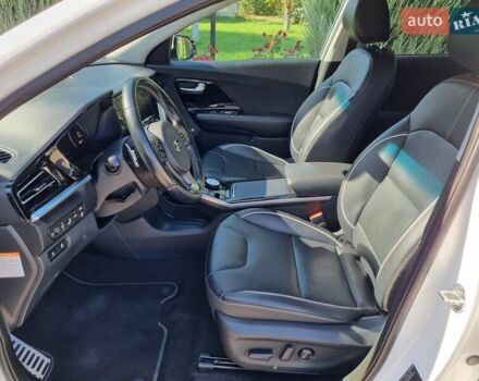 Белый Киа Niro, объемом двигателя 0 л и пробегом 65 тыс. км за 21750 $, фото 14 на Automoto.ua