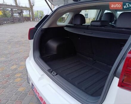 Белый Киа Niro, объемом двигателя 0 л и пробегом 34 тыс. км за 19999 $, фото 56 на Automoto.ua