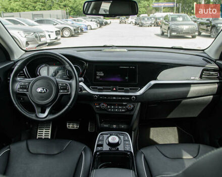 Білий Кіа Niro, об'ємом двигуна 0 л та пробігом 34 тис. км за 24750 $, фото 47 на Automoto.ua