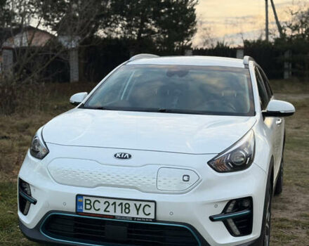 Білий Кіа Niro, об'ємом двигуна 0 л та пробігом 68 тис. км за 21400 $, фото 1 на Automoto.ua