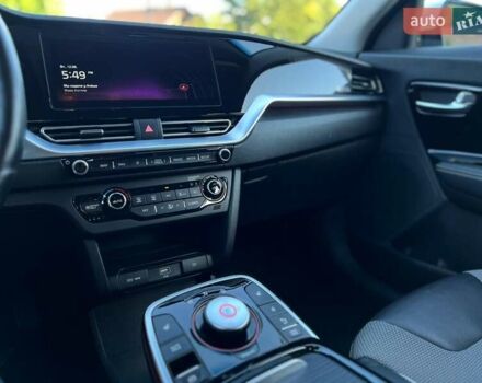 Белый Киа Niro, объемом двигателя 0 л и пробегом 112 тыс. км за 18800 $, фото 17 на Automoto.ua