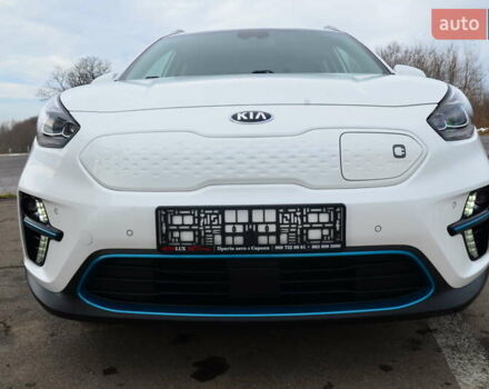Белый Киа Niro, объемом двигателя 0 л и пробегом 73 тыс. км за 19548 $, фото 16 на Automoto.ua
