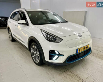 Белый Киа Niro, объемом двигателя 0 л и пробегом 164 тыс. км за 17750 $, фото 62 на Automoto.ua