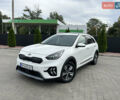 Белый Киа Niro, объемом двигателя 1.58 л и пробегом 54 тыс. км за 22900 $, фото 1 на Automoto.ua