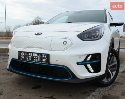 Белый Киа Niro, объемом двигателя 0 л и пробегом 73 тыс. км за 19548 $, фото 10 на Automoto.ua