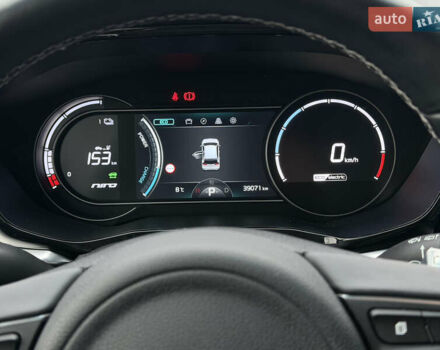 Белый Киа Niro, объемом двигателя 0 л и пробегом 39 тыс. км за 23400 $, фото 39 на Automoto.ua