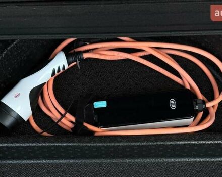 Білий Кіа Niro, об'ємом двигуна 0 л та пробігом 59 тис. км за 23800 $, фото 66 на Automoto.ua