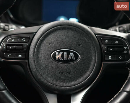 Киа Niro 2021 в Киеве на Automoto.ua Белый Киа Niro, объемом двигателя 0 л и пробегом 52 тыс. км за 18200 $, фото 20 на Automoto.ua