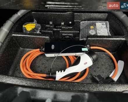 Белый Киа Niro, объемом двигателя 0 л и пробегом 160 тыс. км за 19400 $, фото 49 на Automoto.ua