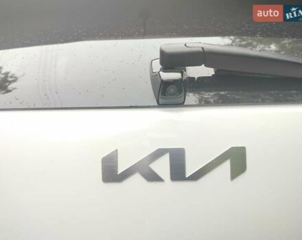 Білий Кіа Niro, об'ємом двигуна 0 л та пробігом 75 тис. км за 19700 $, фото 62 на Automoto.ua