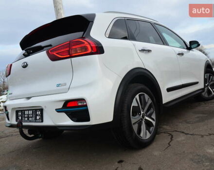 Белый Киа Niro, объемом двигателя 0 л и пробегом 73 тыс. км за 19548 $, фото 31 на Automoto.ua