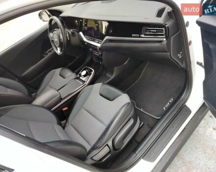 Білий Кіа Niro, об'ємом двигуна 0 л та пробігом 75 тис. км за 19700 $, фото 42 на Automoto.ua