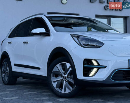 Белый Киа Niro, объемом двигателя 0 л и пробегом 80 тыс. км за 17800 $, фото 10 на Automoto.ua
