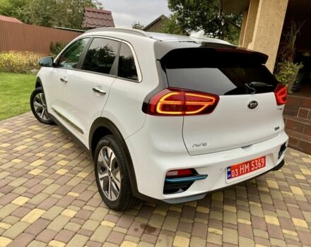 Белый Киа Niro, объемом двигателя 0 л и пробегом 132 тыс. км за 19750 $, фото 3 на Automoto.ua