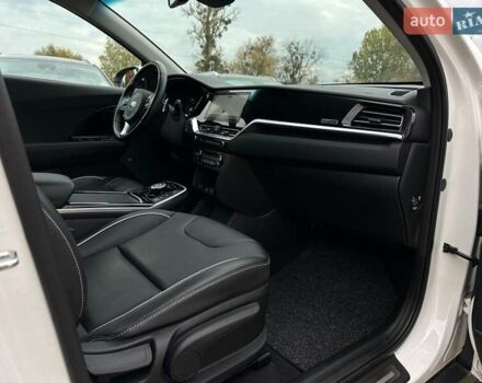 Білий Кіа Niro, об'ємом двигуна 0 л та пробігом 62 тис. км за 24500 $, фото 87 на Automoto.ua