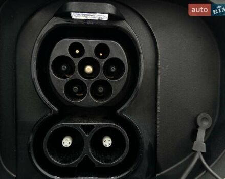 Белый Киа Niro, объемом двигателя 0 л и пробегом 56 тыс. км за 23400 $, фото 14 на Automoto.ua