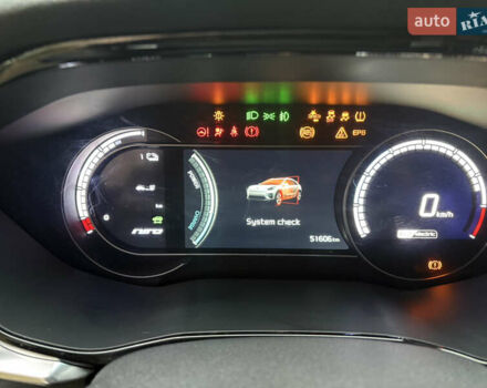 Білий Кіа Niro, об'ємом двигуна 0 л та пробігом 52 тис. км за 20500 $, фото 4 на Automoto.ua