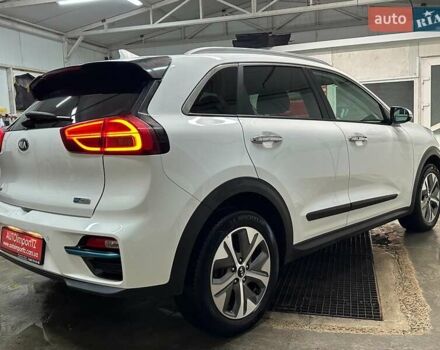 Белый Киа Niro, объемом двигателя 0 л и пробегом 38 тыс. км за 24700 $, фото 30 на Automoto.ua