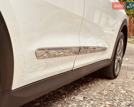 Белый Киа Niro, объемом двигателя 0 л и пробегом 164 тыс. км за 17750 $, фото 28 на Automoto.ua