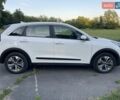 Білий Кіа Niro, об'ємом двигуна 0 л та пробігом 94 тис. км за 16550 $, фото 5 на Automoto.ua