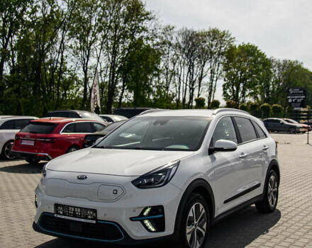 Білий Кіа Niro, об'ємом двигуна 0 л та пробігом 34 тис. км за 24750 $, фото 19 на Automoto.ua